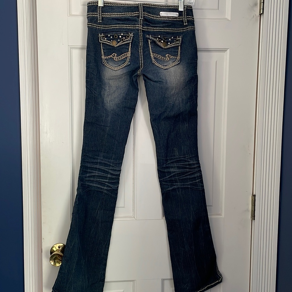 Cute detailed jeans